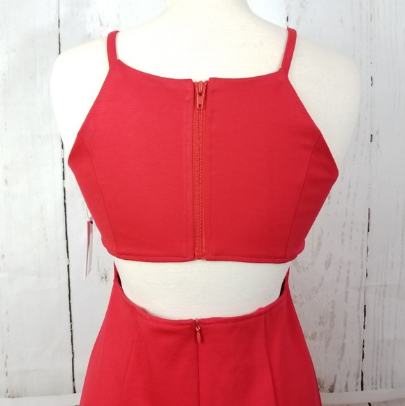 HARPER + LEMON Red Sleeveless Halter Sheath Dress - Picture 5 of 8
